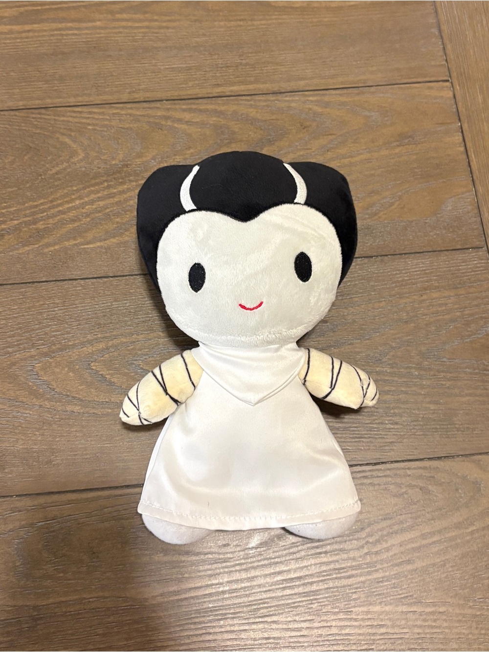 Universal Studios Monsters the Bride of Frankenstein  plush doll